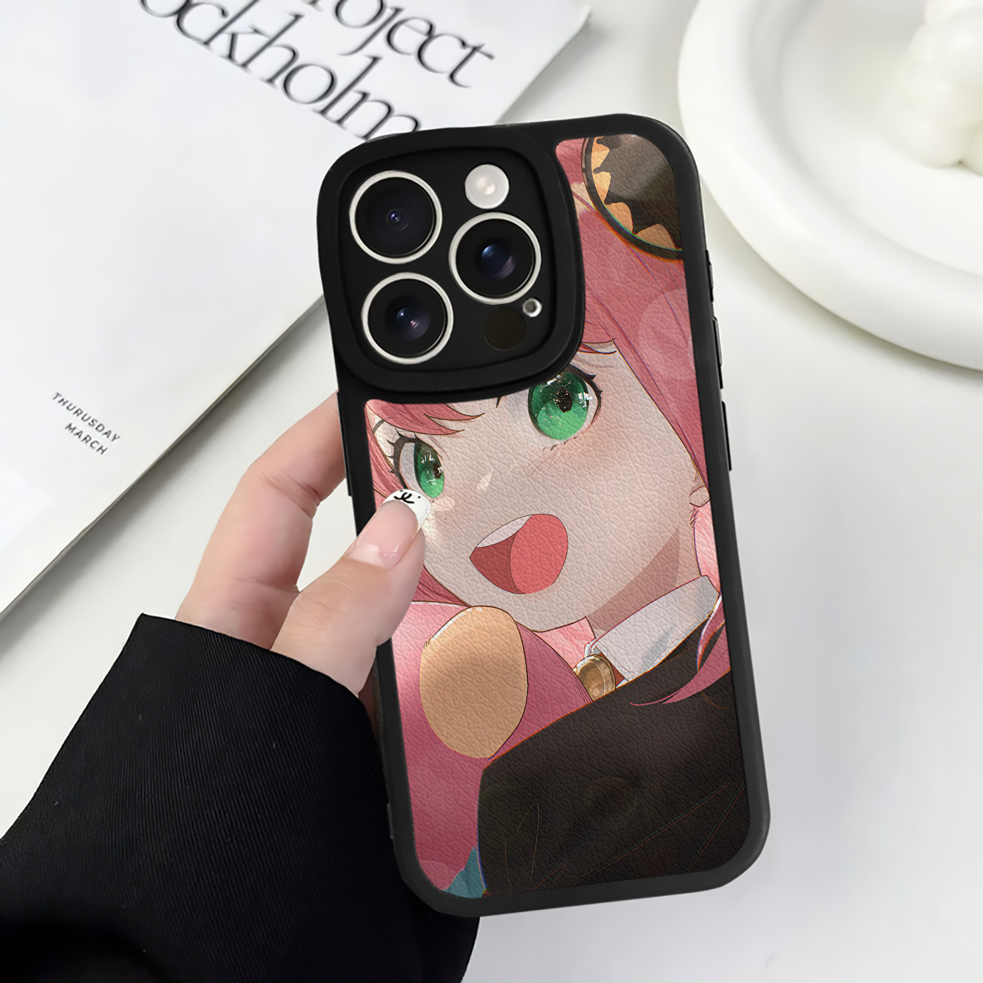 （画像用） SPY×FAMILY间谍家家酒 【iPhone 16シリーズ対応】シリコンスマホケース（レザー調） 材質：シリコン